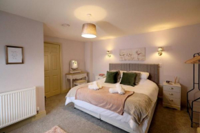4br Yoxford House Full Kitchen Free Parking